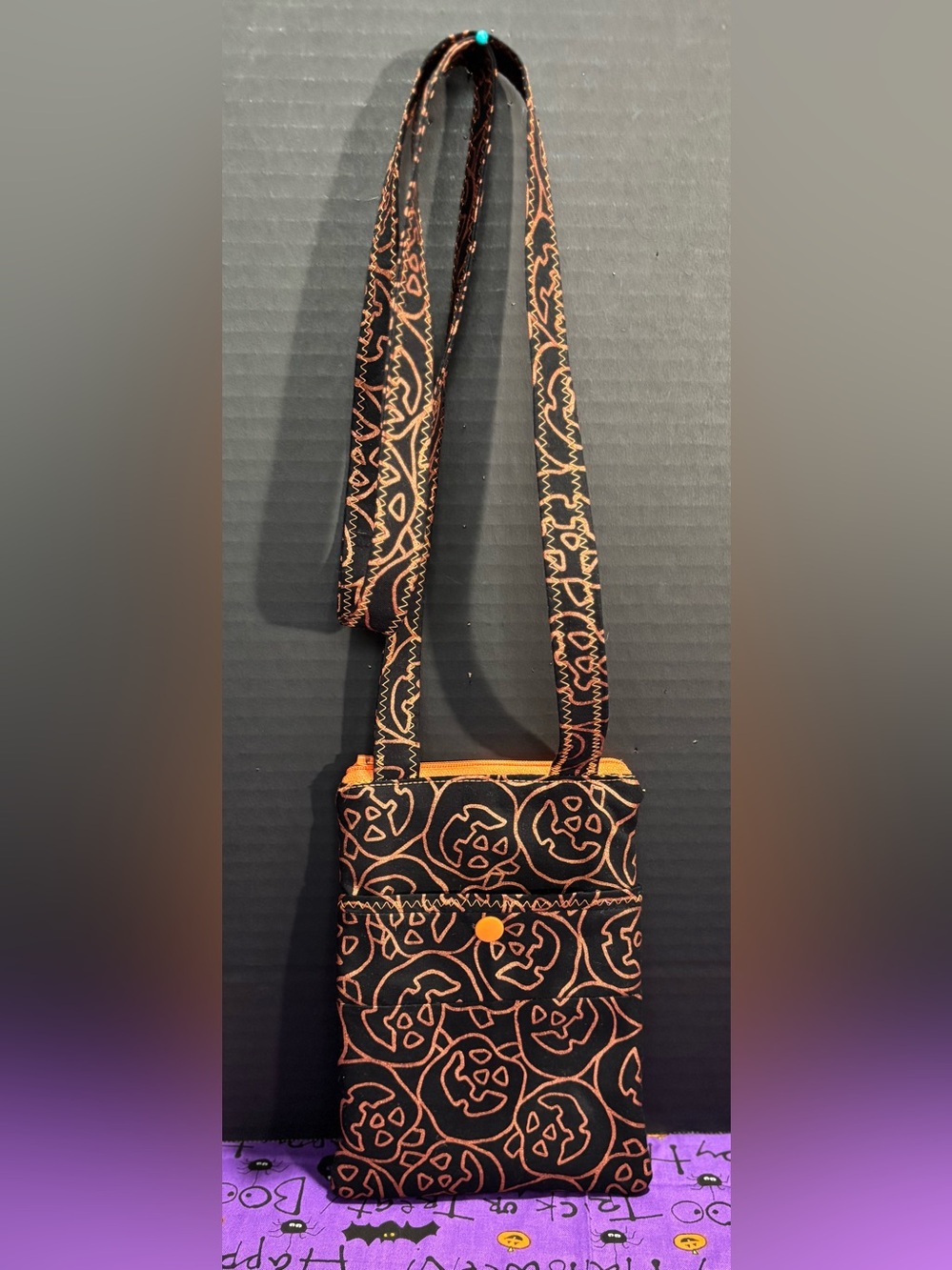 Halloween Jack O Lanterns Crossbody Phone Pouch